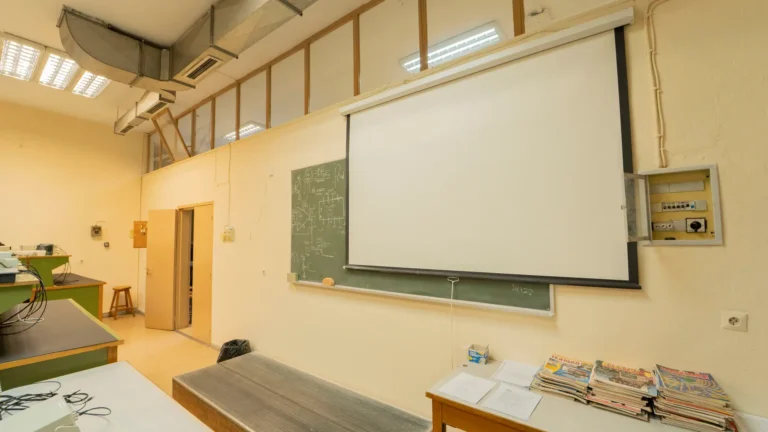 School-of-Physics-1